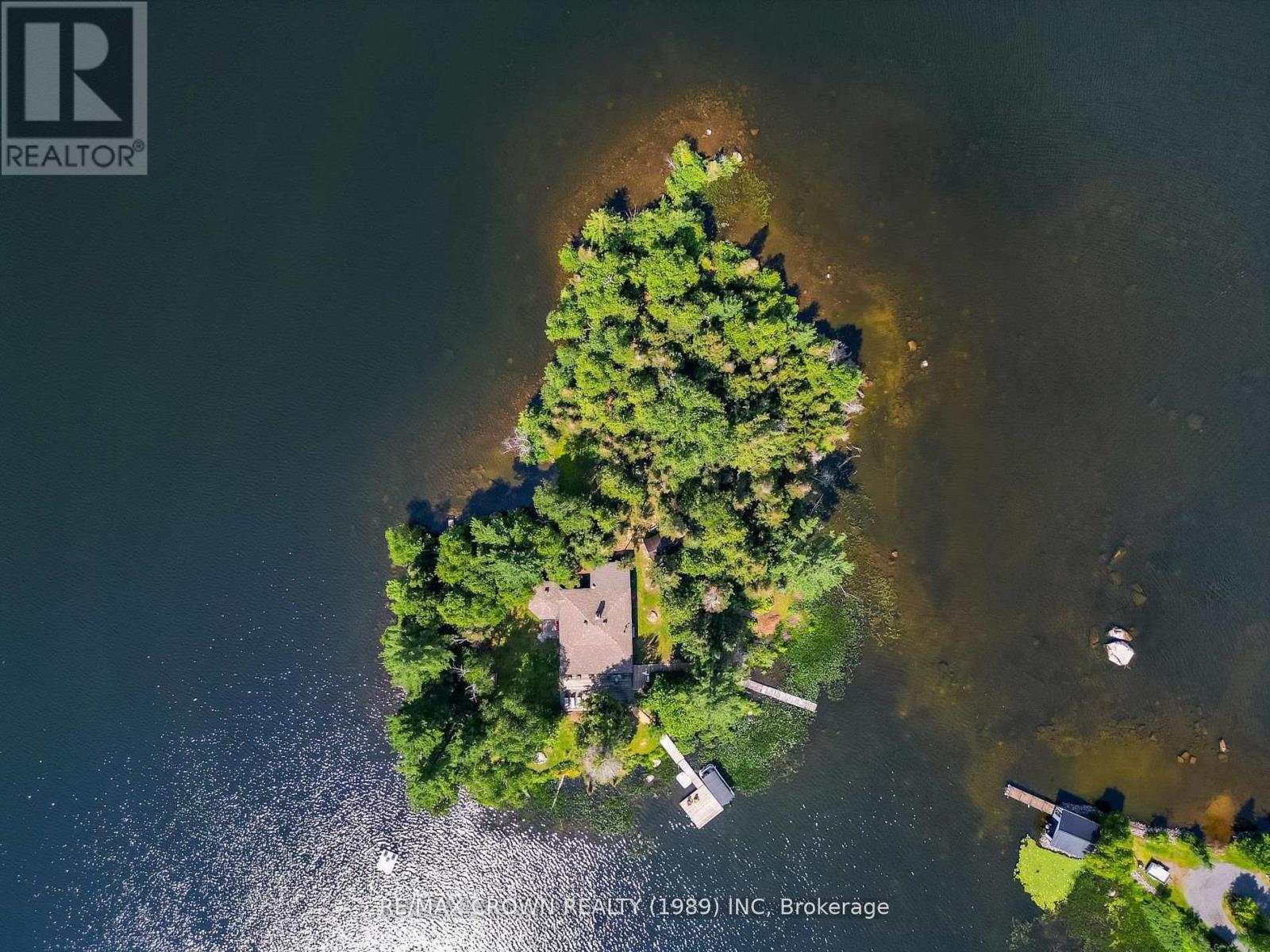 71 NORTHWOODS DRIVE C ISLAND - 37