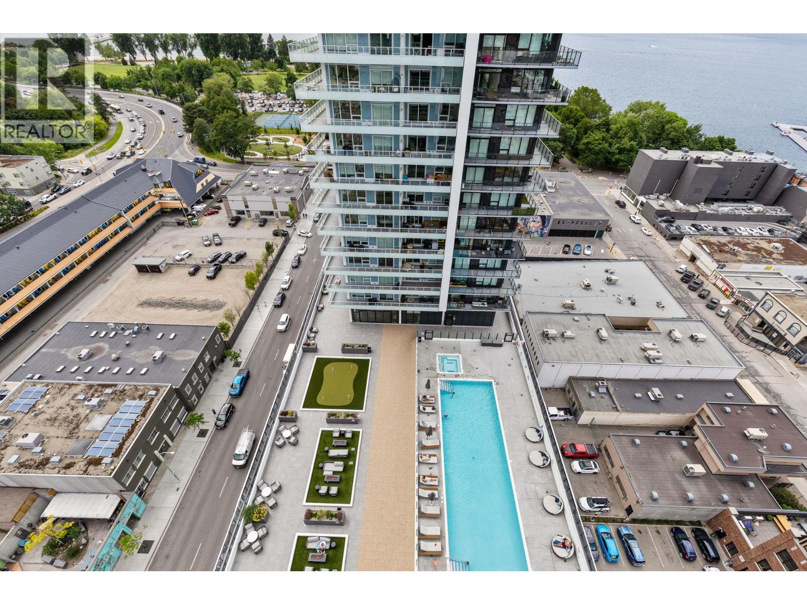 #1808 1626 Water Street - 38