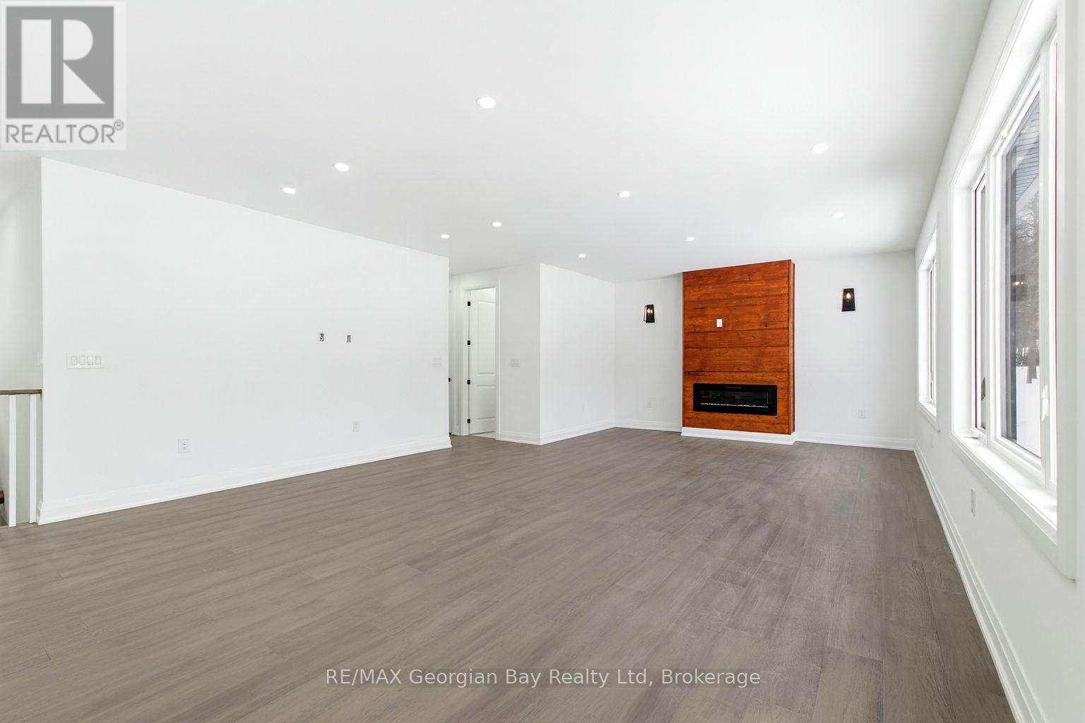 49 BEAUFORT CRESCENT - 6