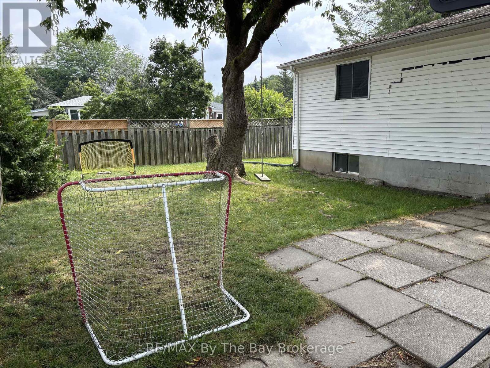 326 CHRISTINE DRIVE - 13