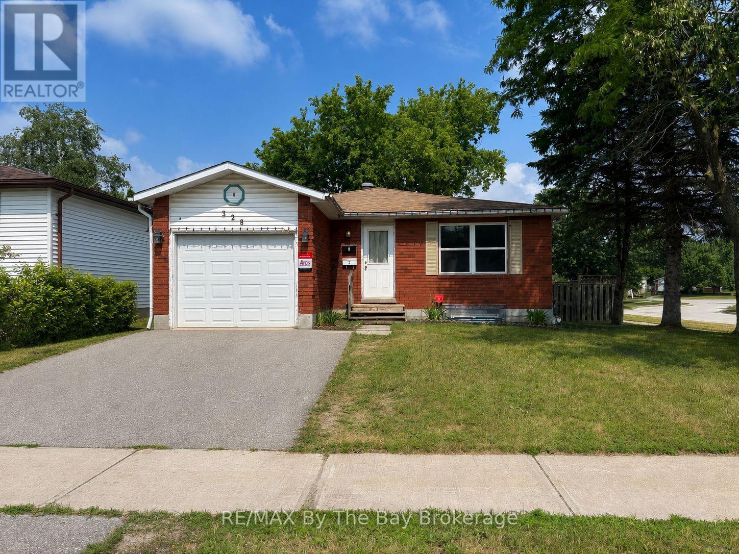 326 CHRISTINE DRIVE - 16