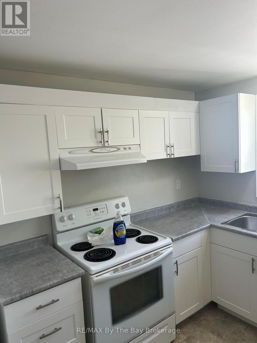 326 CHRISTINE DRIVE - 8