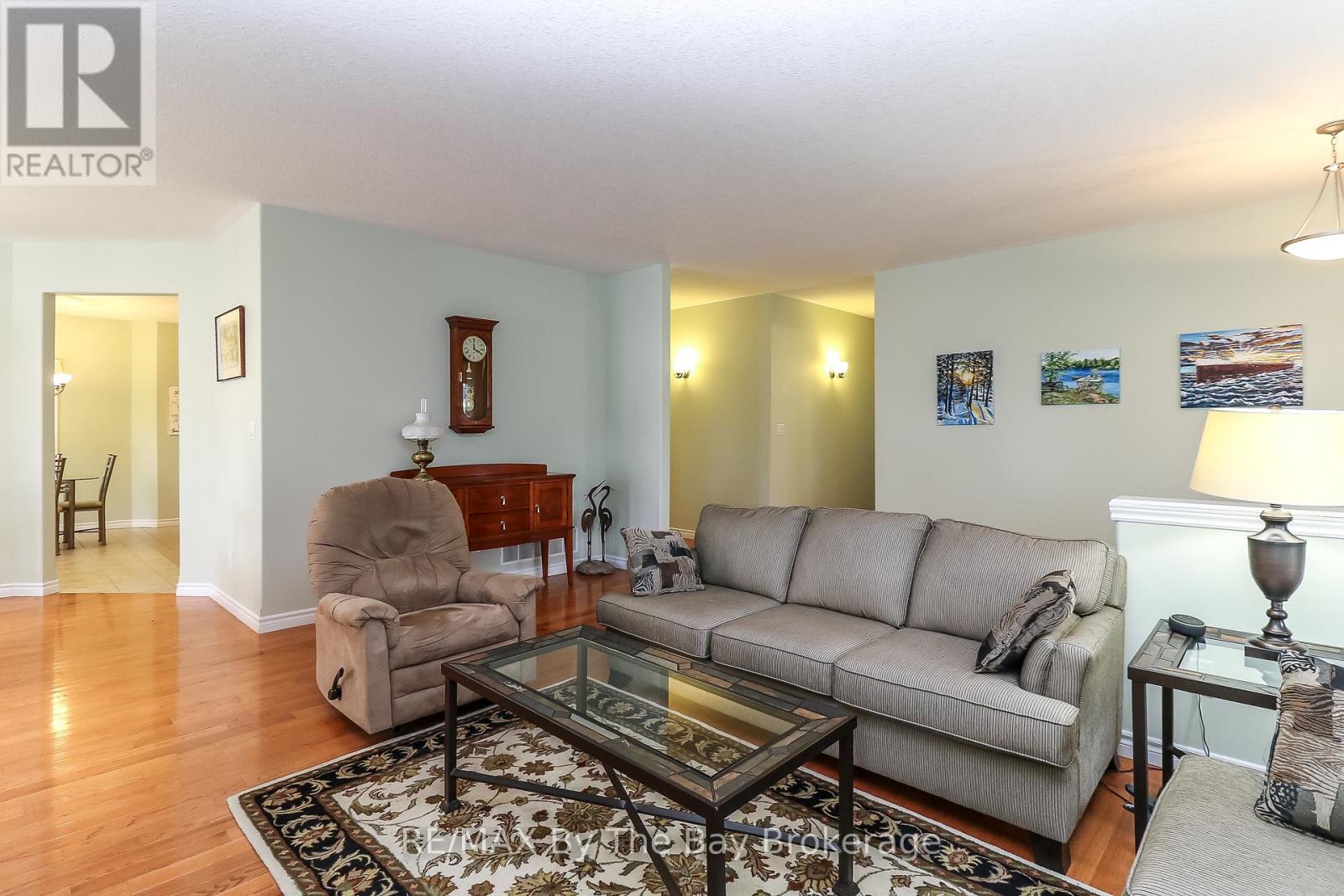 60 MARTYN DRIVE - Image 9