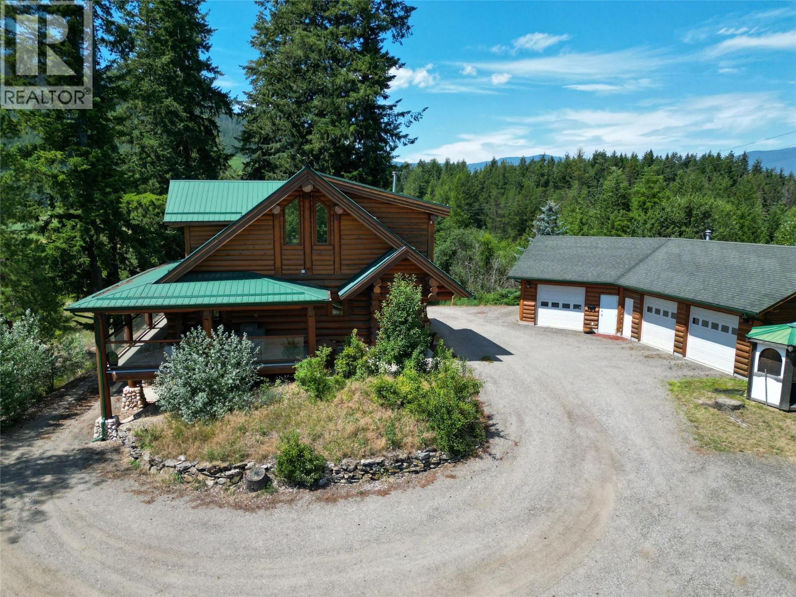  3030 40 Street Southeast, Salmon Arm