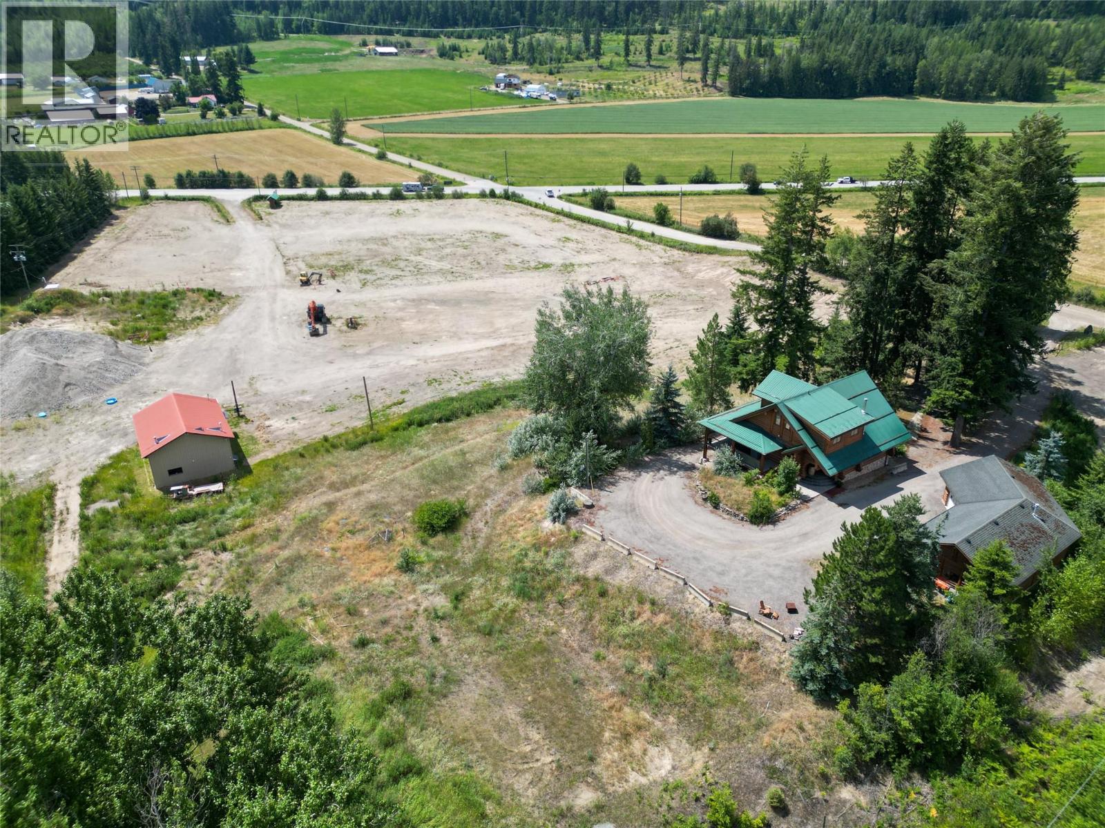  3030 40 Street Southeast, Salmon Arm