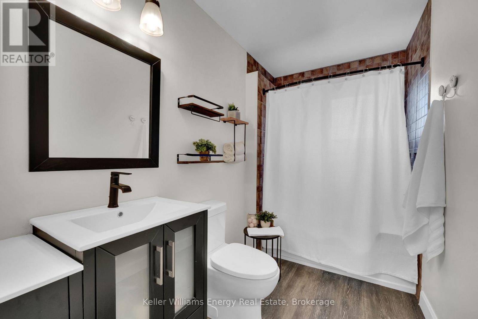 25 FIELDVIEW CRESCENT - 14