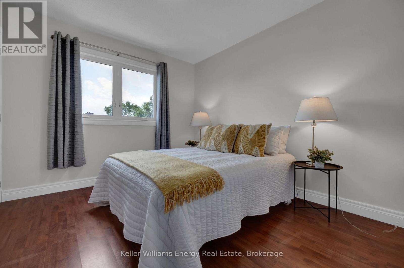 25 FIELDVIEW CRESCENT - 15