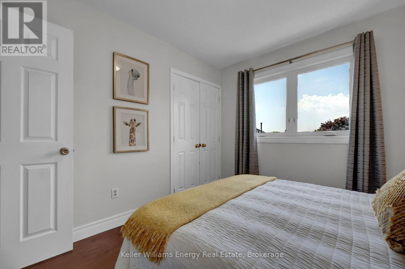 25 FIELDVIEW CRESCENT - 16