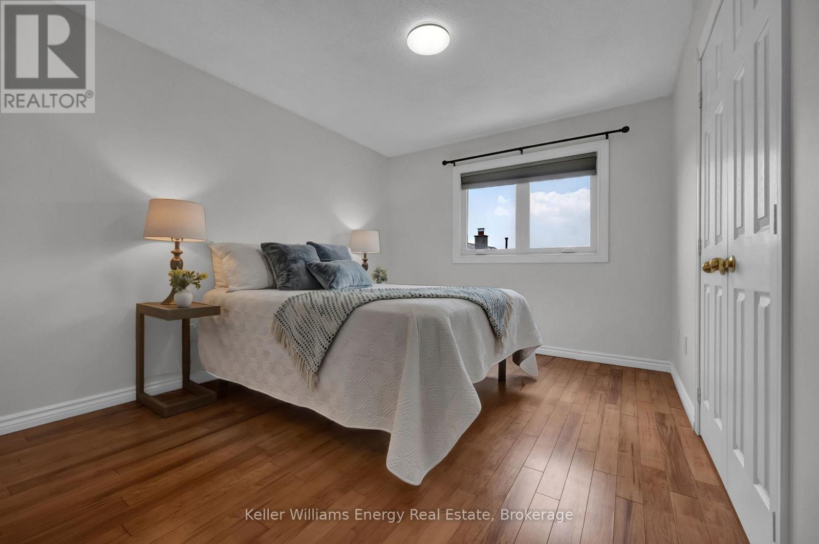 25 FIELDVIEW CRESCENT - 17