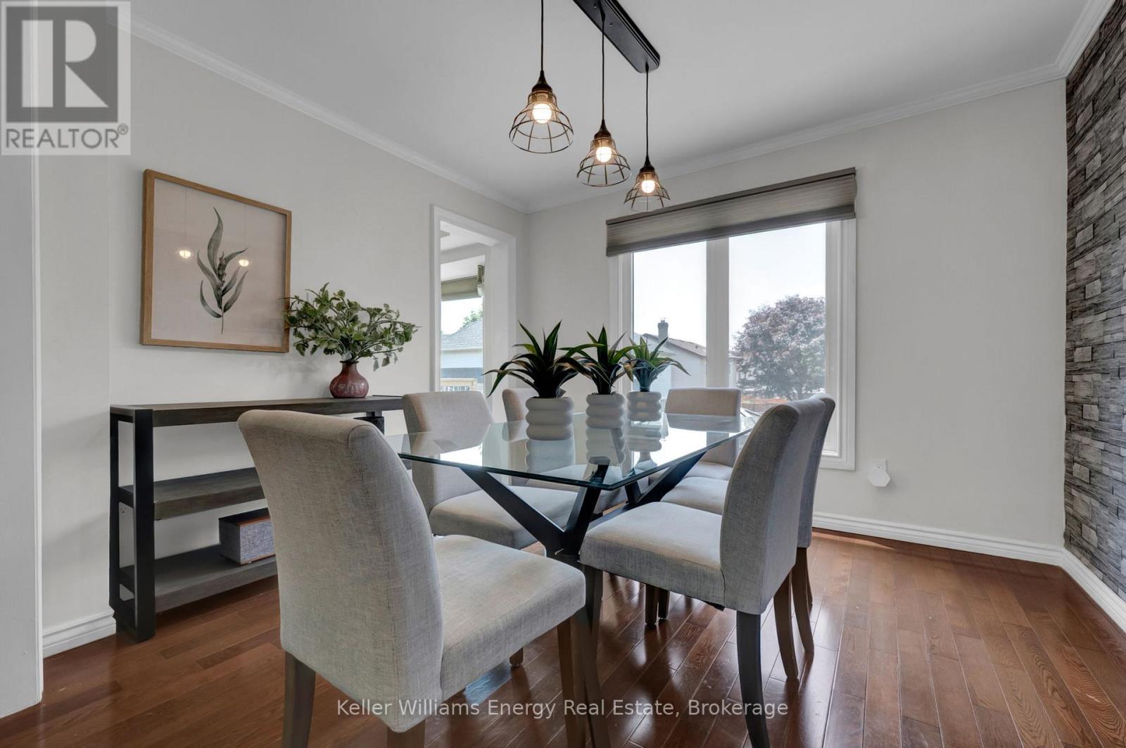 25 FIELDVIEW CRESCENT - 8