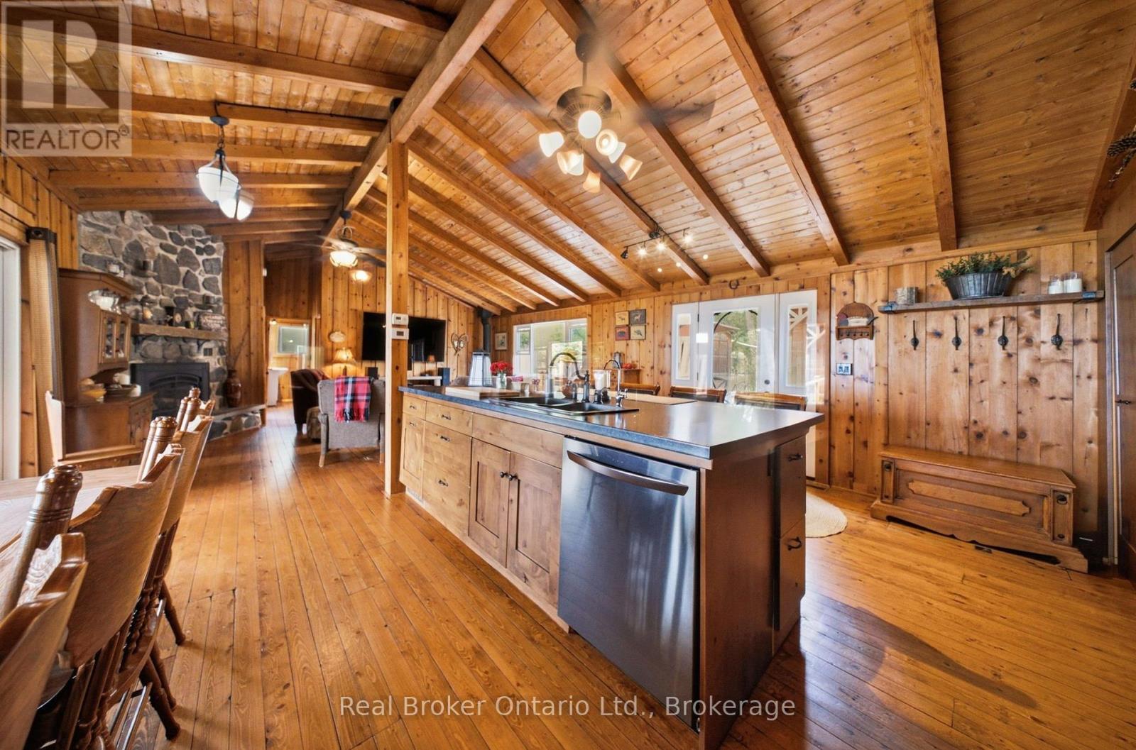 111 WILSON DRIVE - Image 14