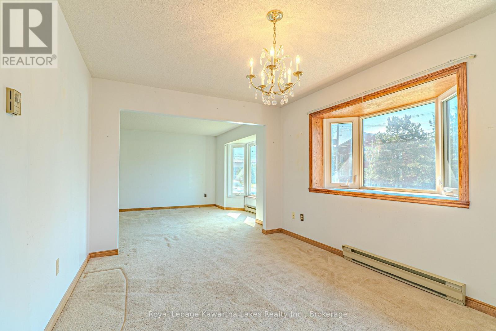 182 COLBORNE STREET W - 11