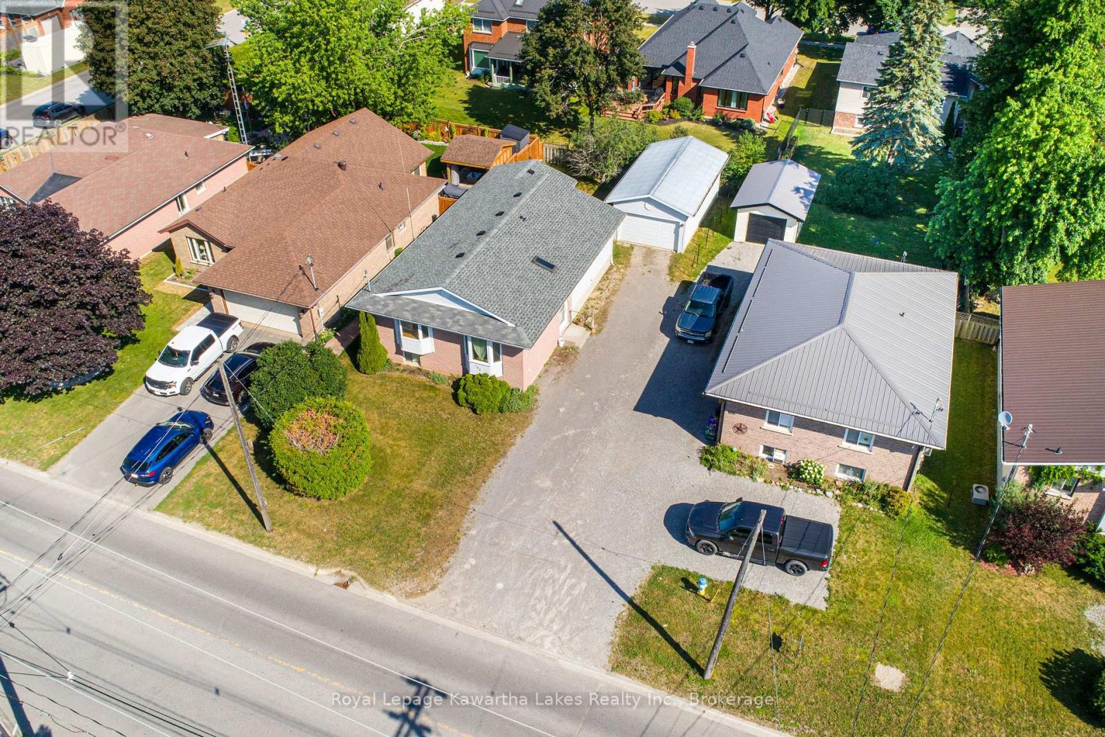 182 COLBORNE STREET W - 2