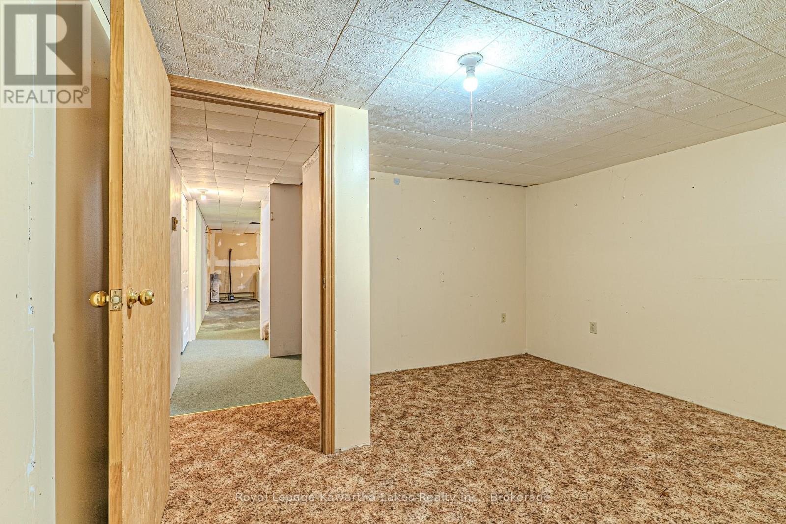 182 COLBORNE STREET W - 23