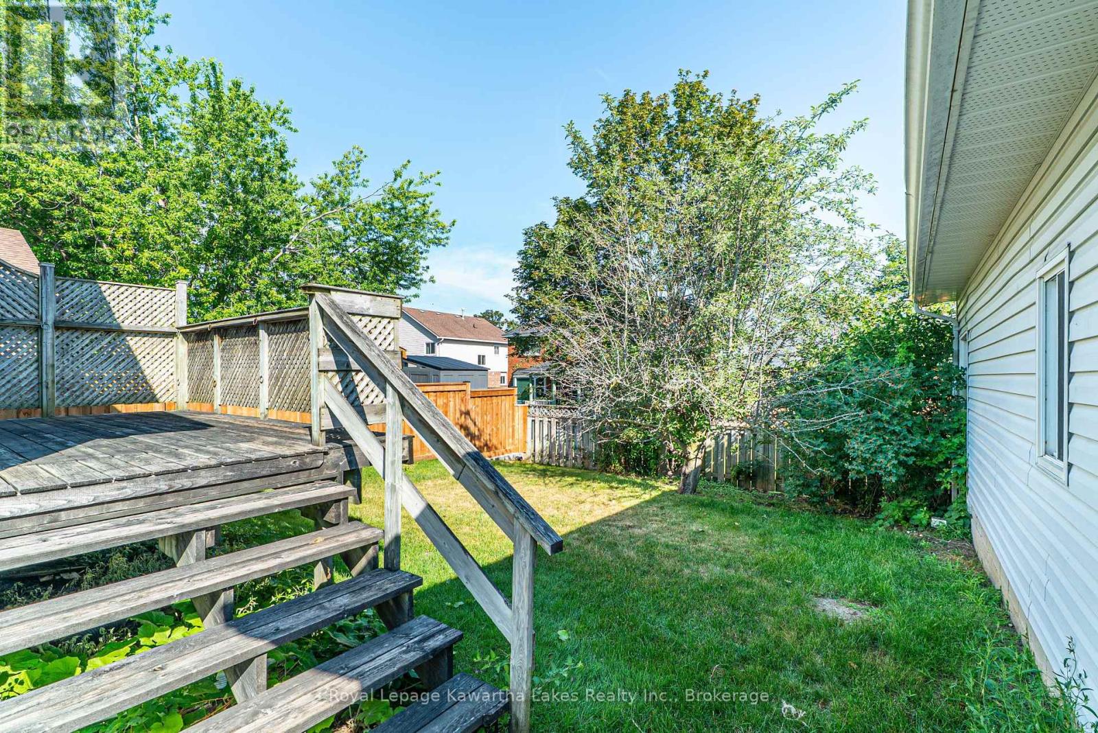 182 COLBORNE STREET W - 30