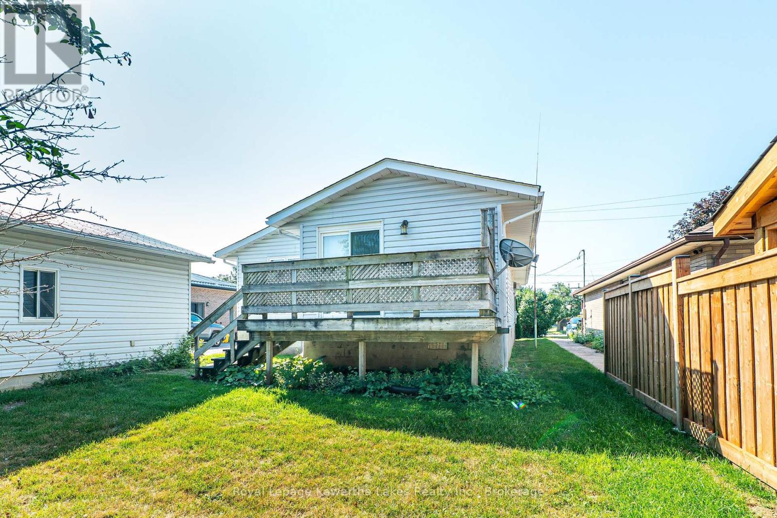 182 COLBORNE STREET W - 34