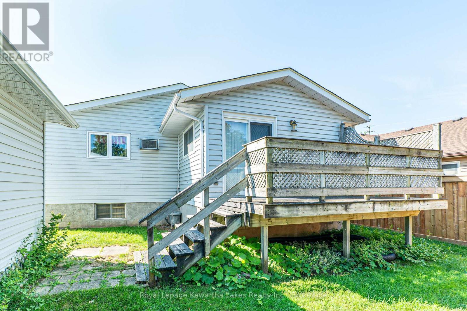 182 COLBORNE STREET W - 35
