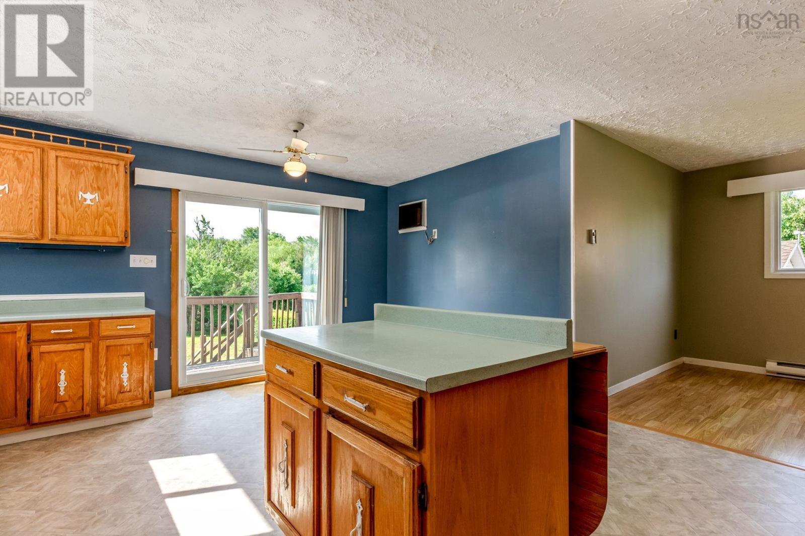 175 Centennial Drive - 10