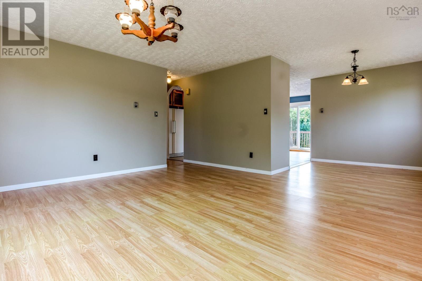 175 Centennial Drive - 3