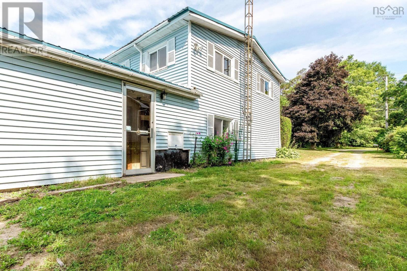 175 Centennial Drive - 41
