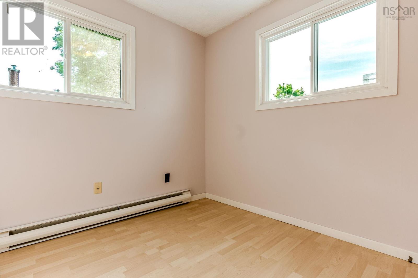 175 Centennial Drive - 16