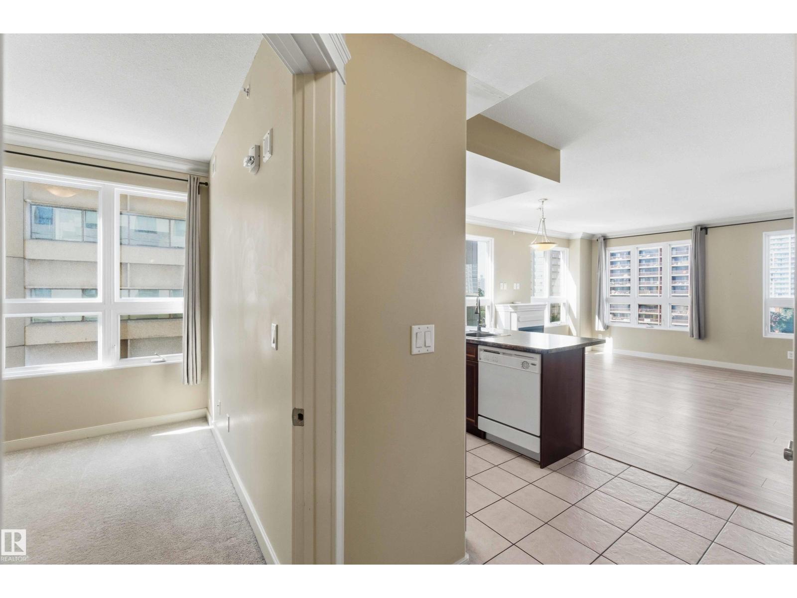 #708 9939 109 ST NW - 13