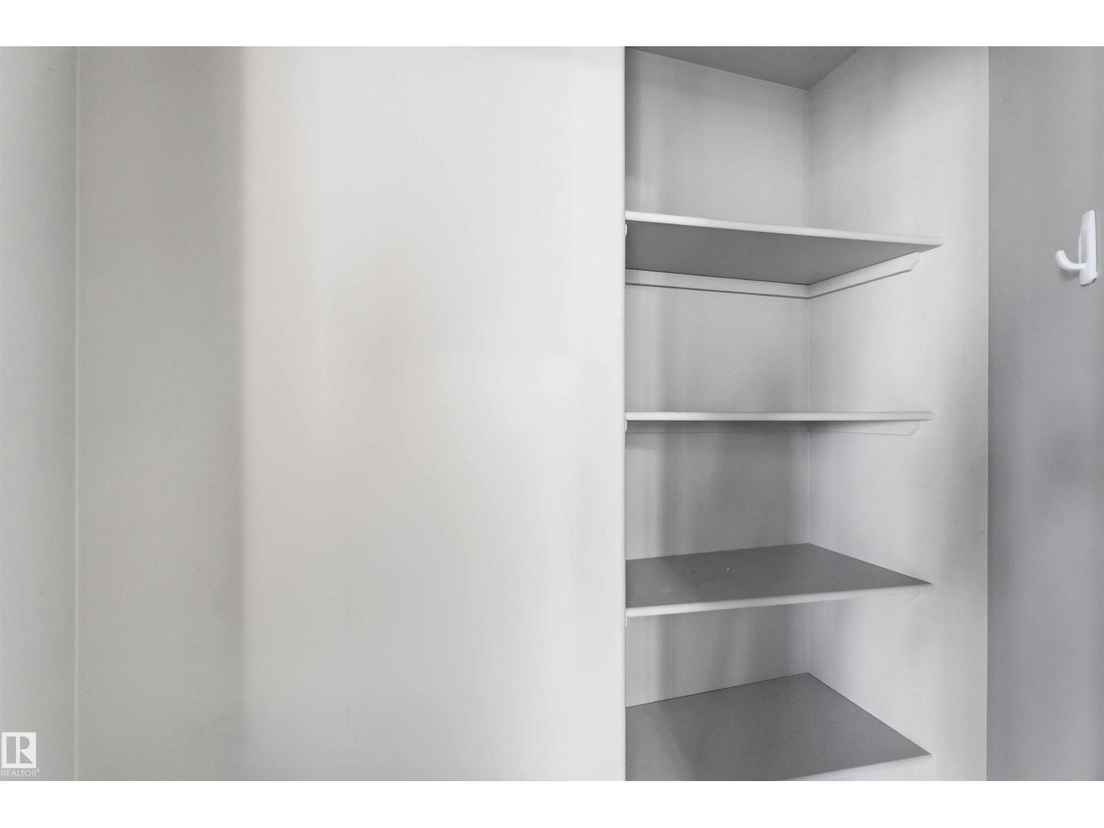 #708 9939 109 ST NW - 32