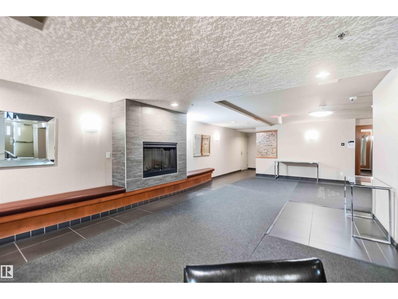 #708 9939 109 ST NW - 7