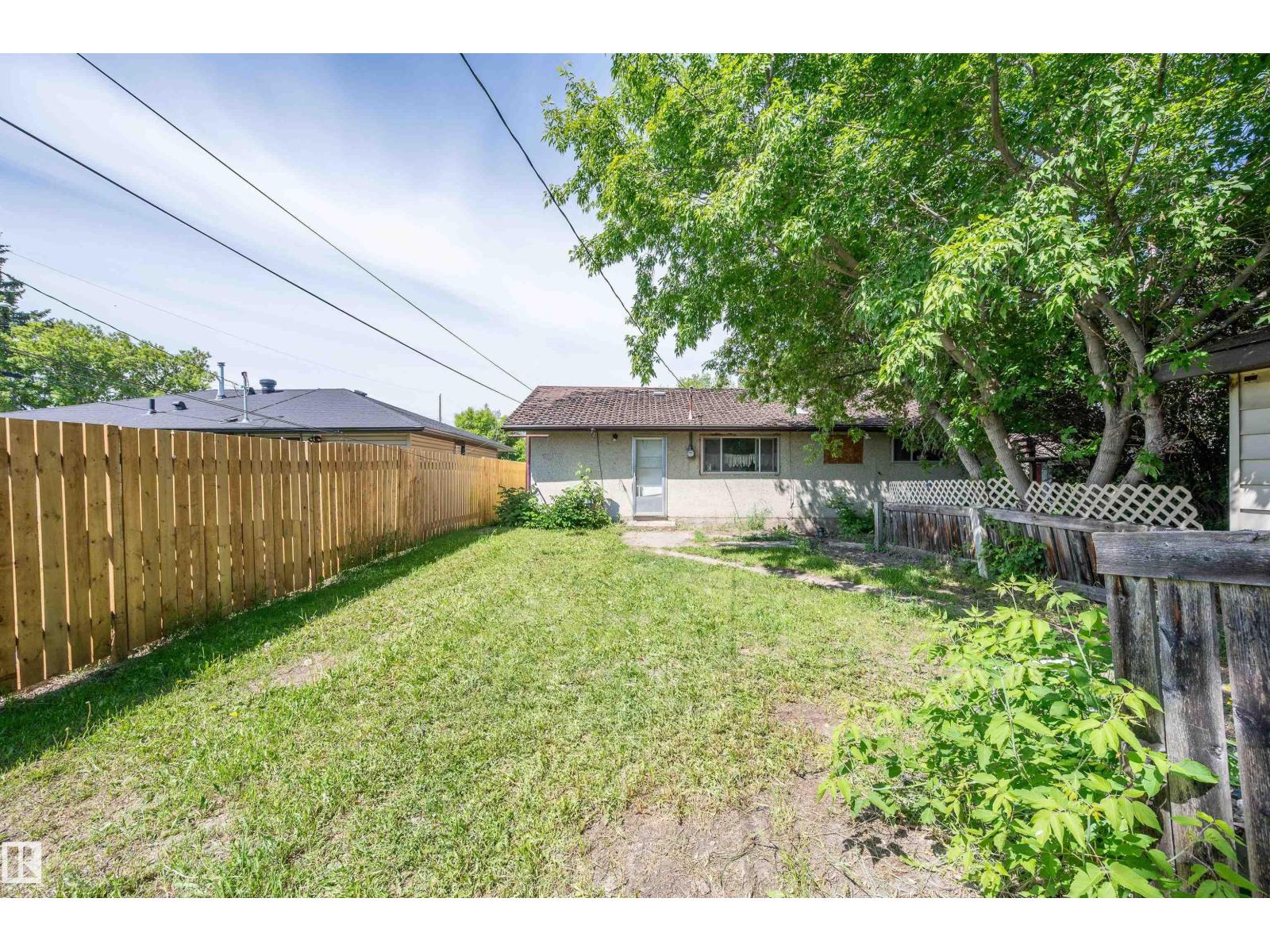 13411 112 ST NW - 24