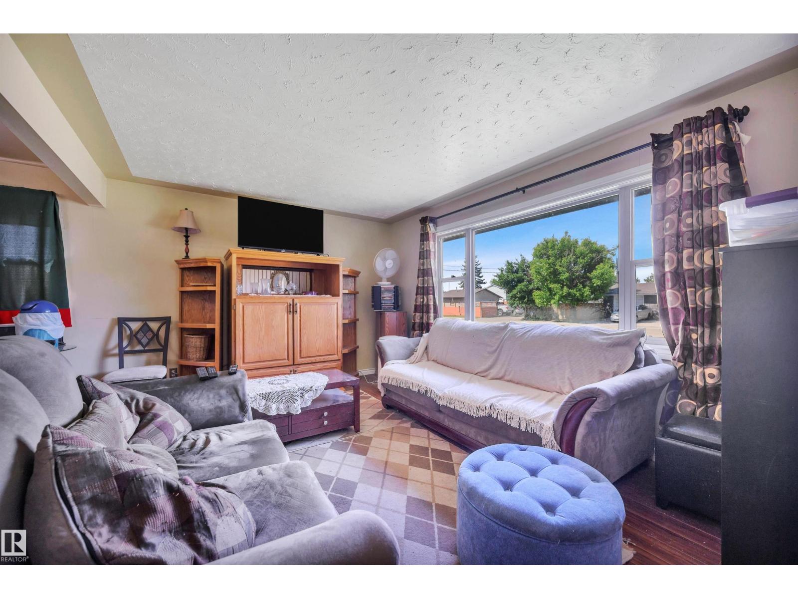 13411 112 ST NW - 3