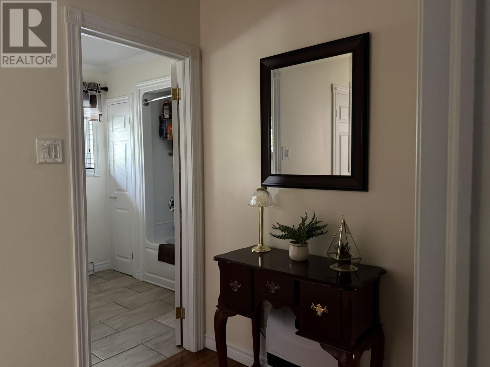 17 Grieve Crescent - Image 21