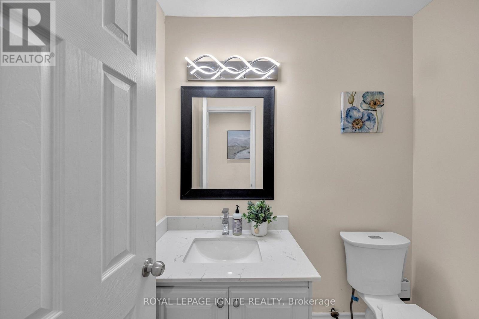 39 SADDLEBACK COURT - Image 14