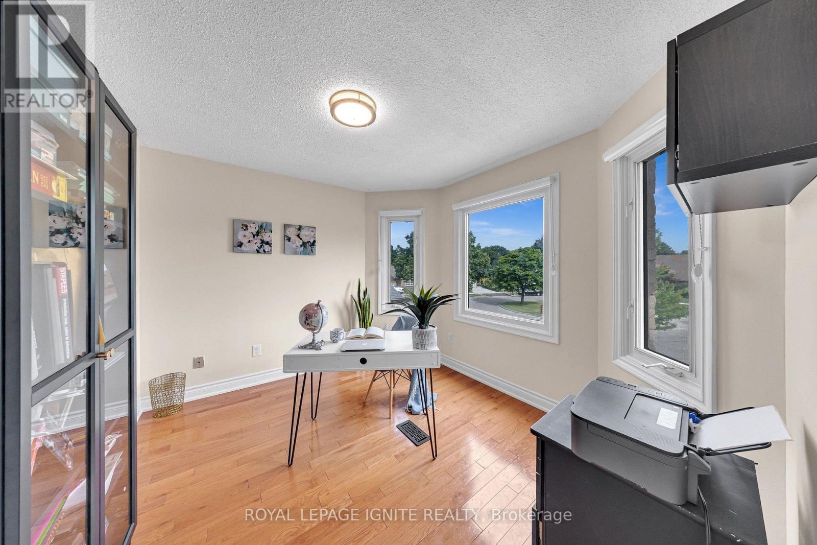 39 SADDLEBACK COURT - Image 19