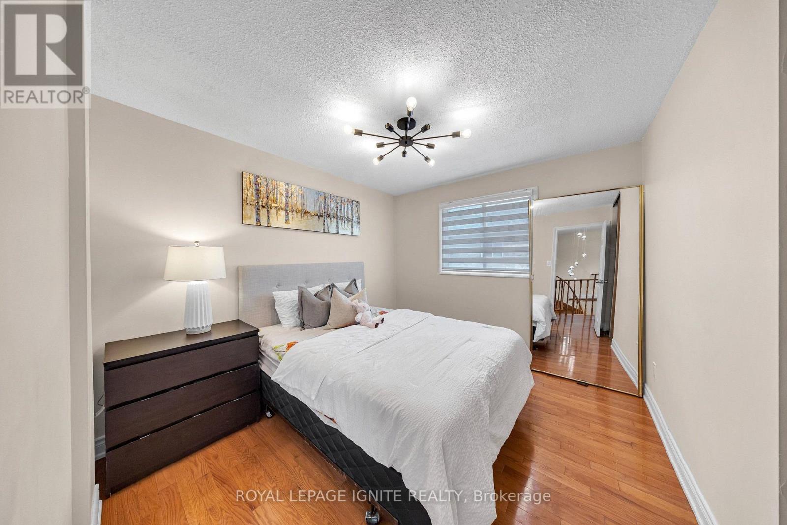 39 SADDLEBACK COURT - Image 20