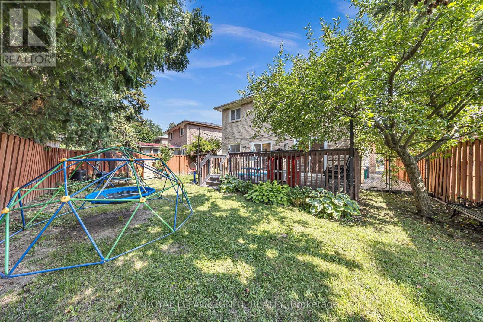 39 SADDLEBACK COURT - Image 34