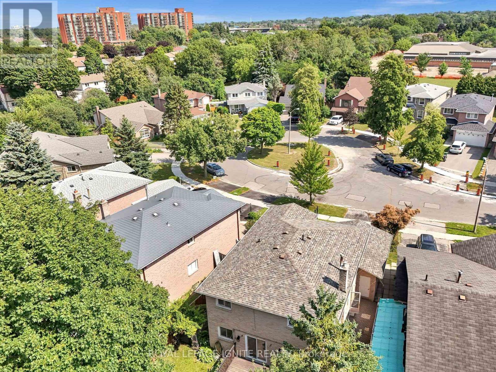 39 SADDLEBACK COURT - Image 38