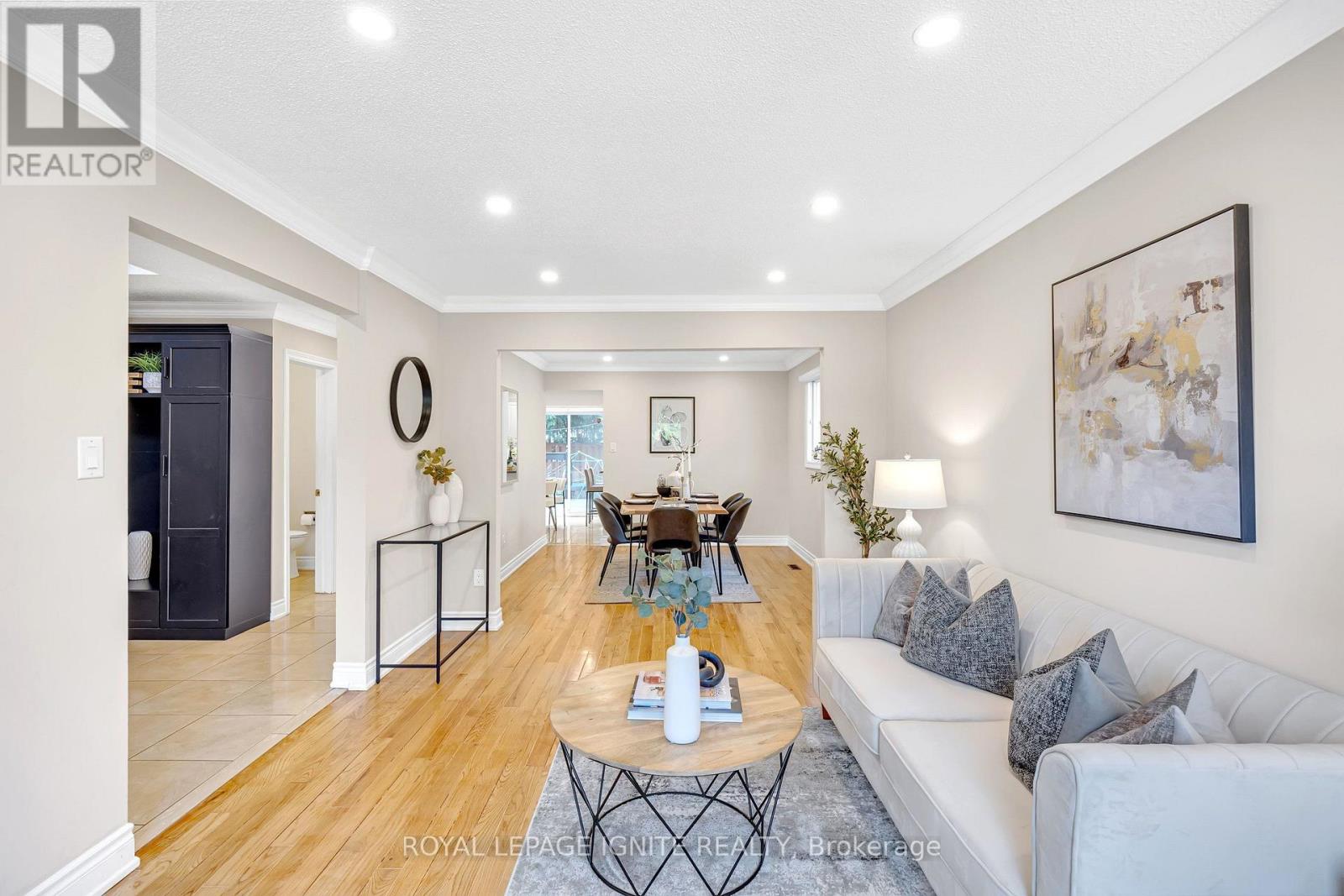 39 SADDLEBACK COURT - Image 8