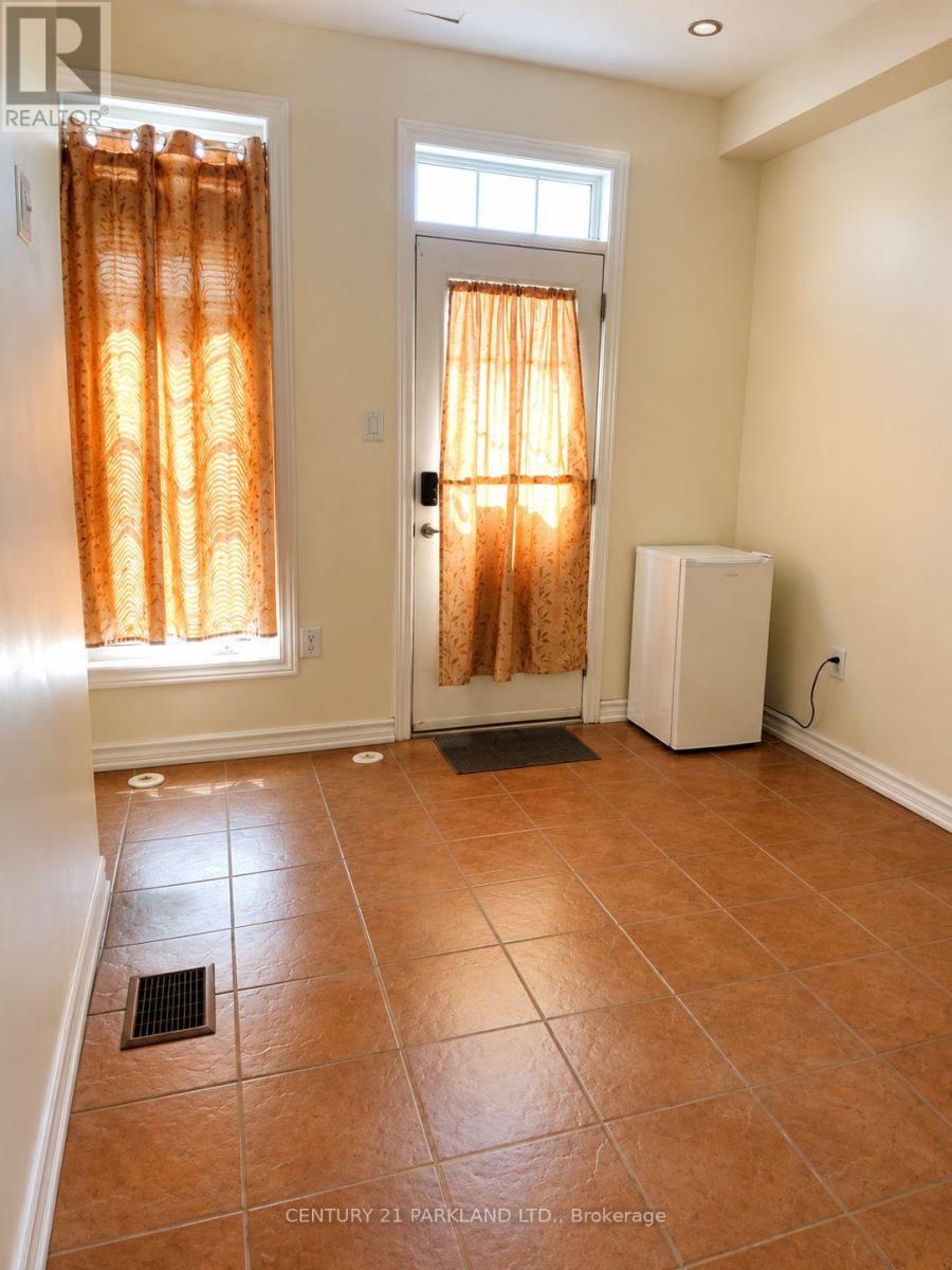 52 IGNATIUS LANE - 5