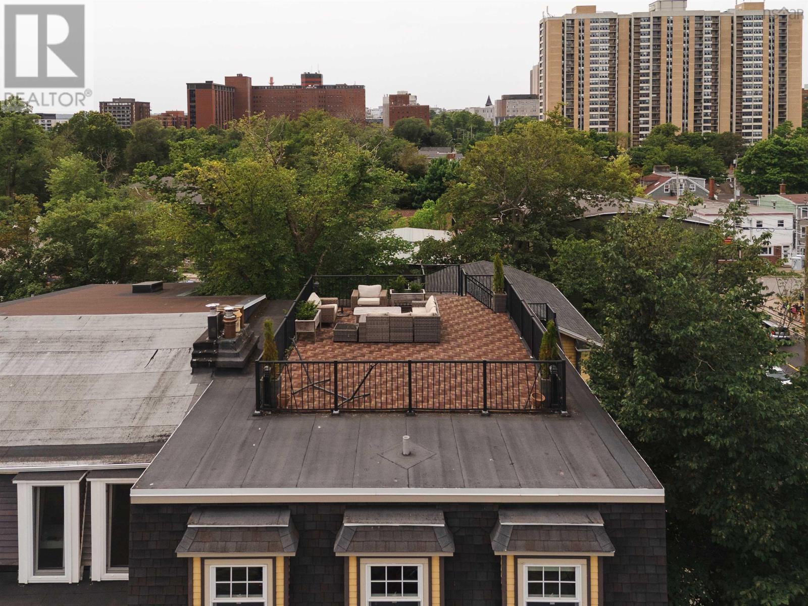 1278 Queen Street - 43