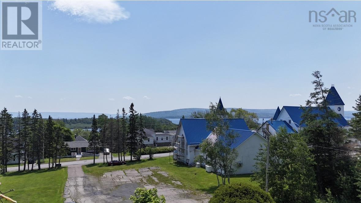 43 Grant Street - 11