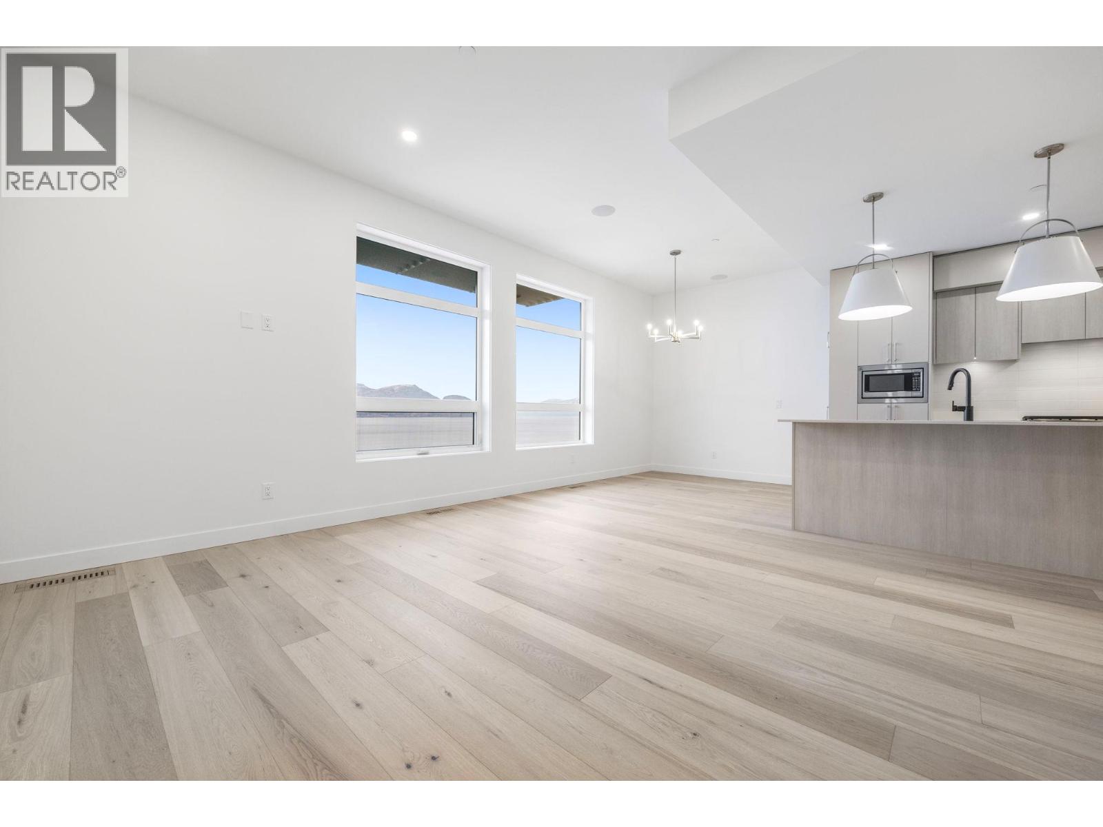 6008 Princess Street - 15