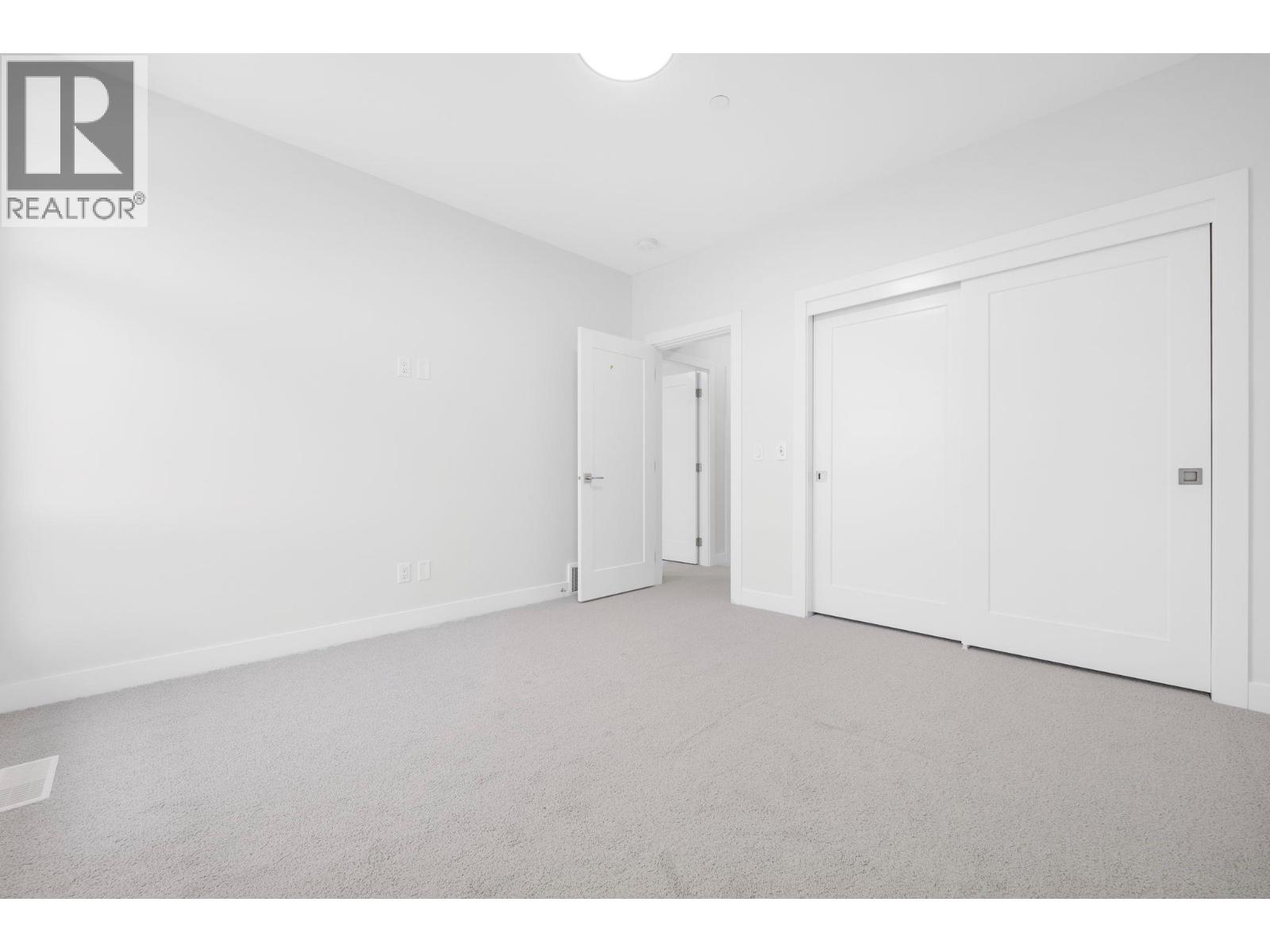 6008 Princess Street - 34