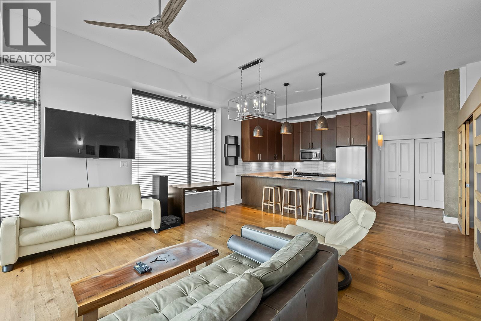 #204 1329 Ellis Street - 4