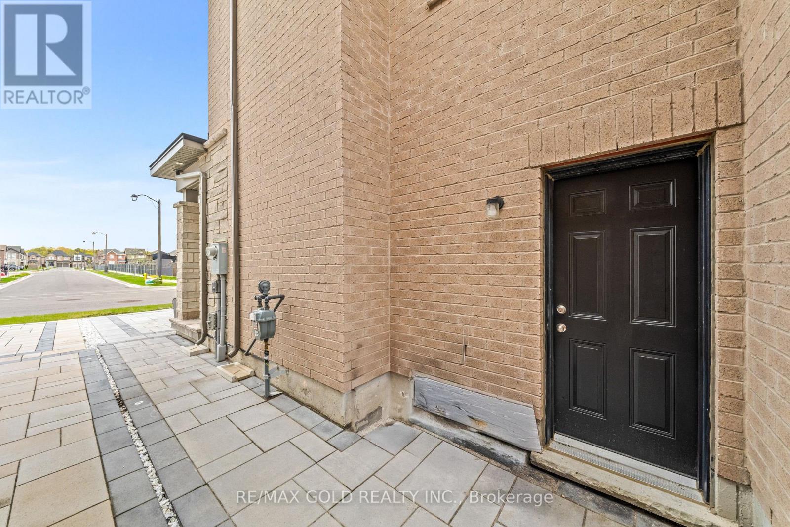58 STILTON AVENUE - 26