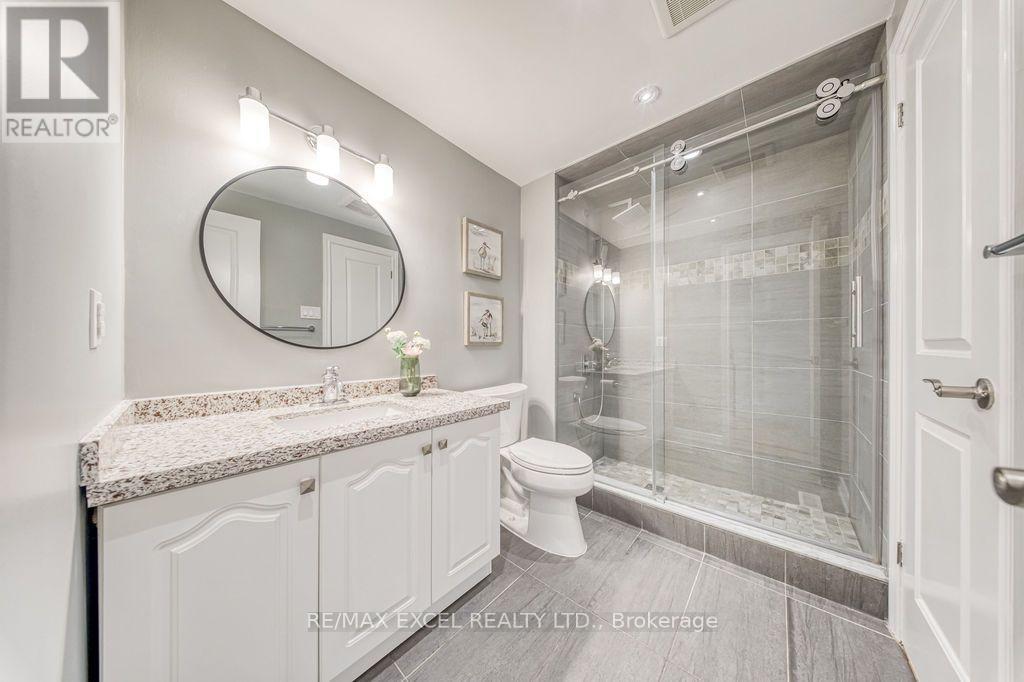 25 BARRINGTON CRESCENT - 26