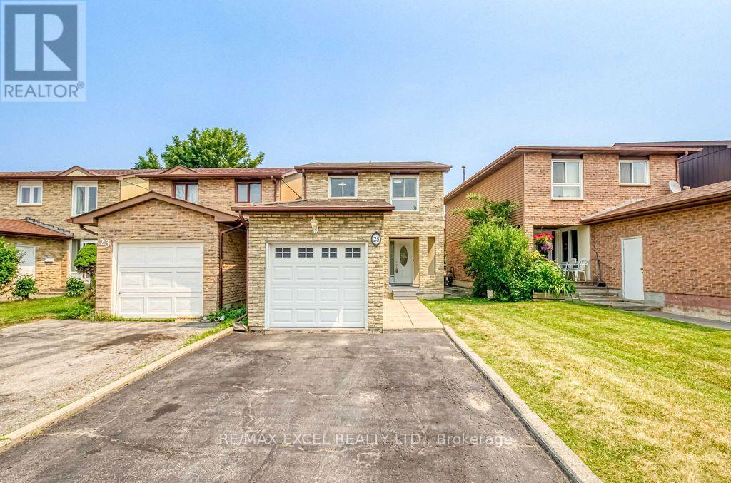 25 BARRINGTON CRESCENT - 43