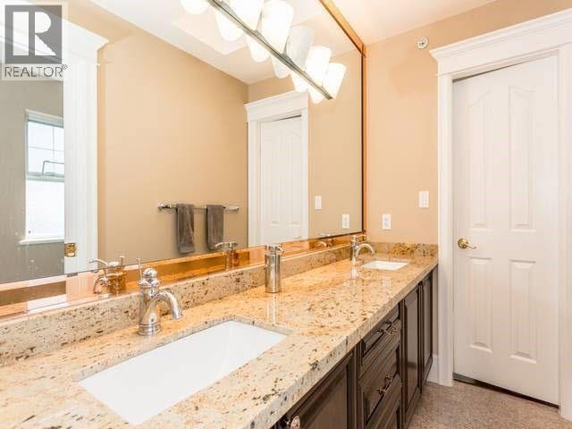 7 Bed, 6 Bath House for Sale in Vancouver – 1128 W 37TH AVENUE, Vancouver – MLS# R3148405 - Image 18