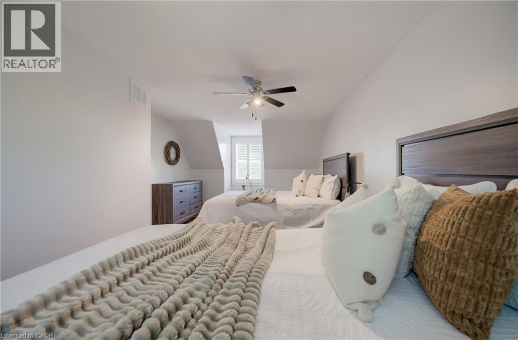 292 GRAND RIDGE Drive - 12