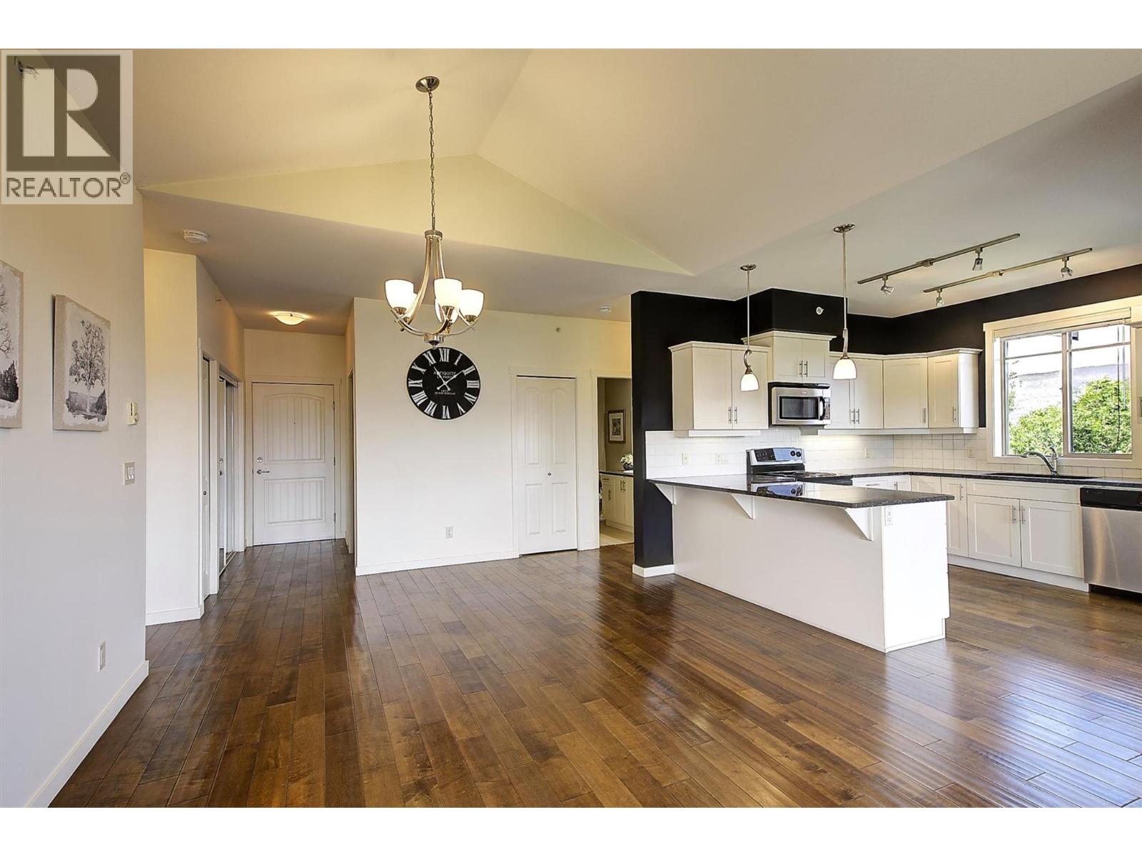 #411 3735 Casorso Road - 15