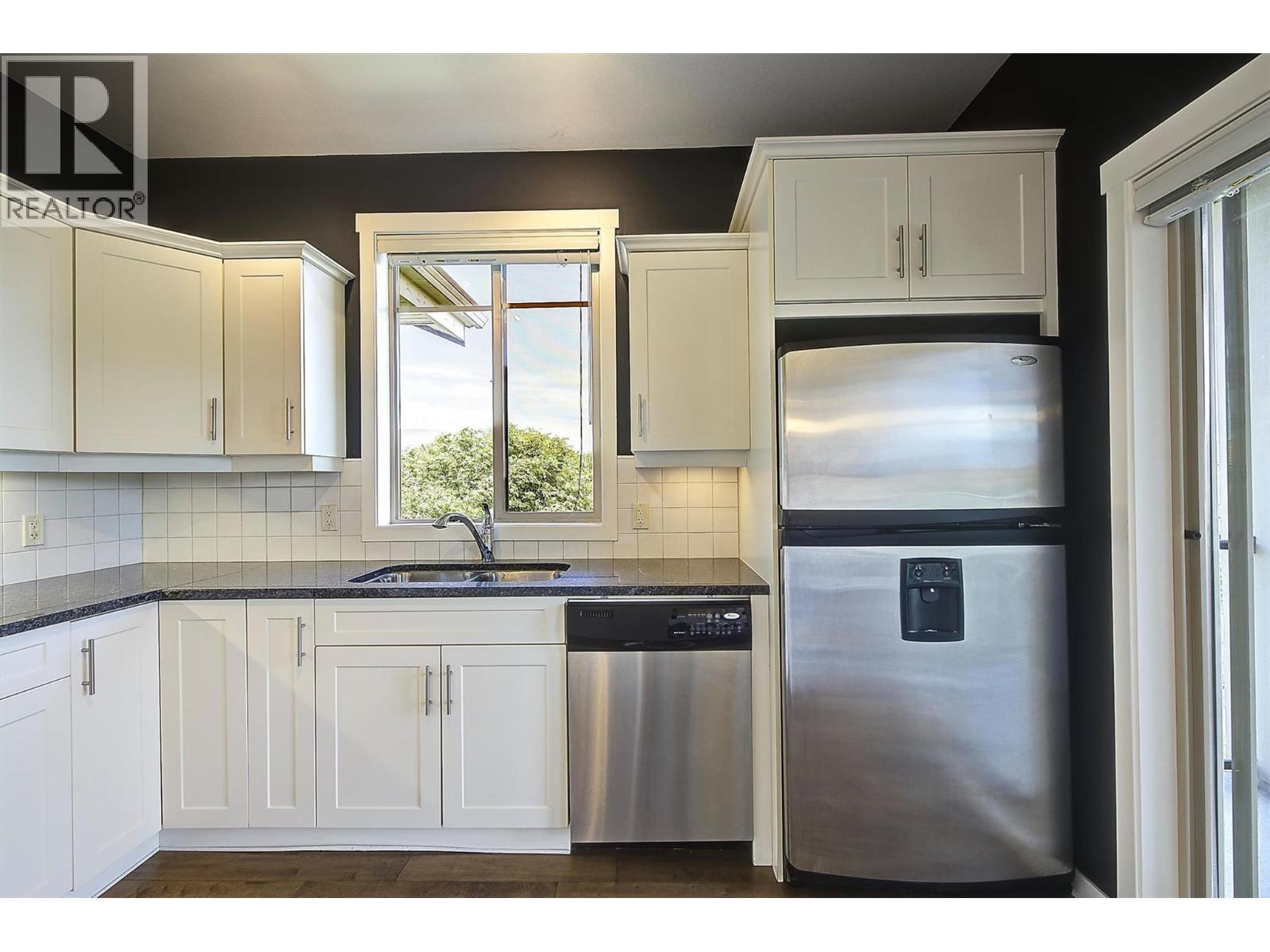 #411 3735 Casorso Road - 28